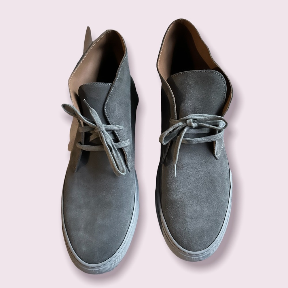 Common Projects Suede Chukka Boots in Gray Size 44